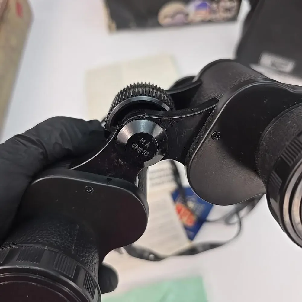 Tasco To The NFL 7 X 35mm Zip Focus 4000 Binoculars